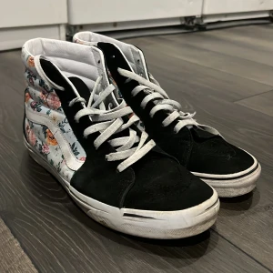 Vans Old-Skool High  - köpta 2020 använda ganska mycket 5/10 skick