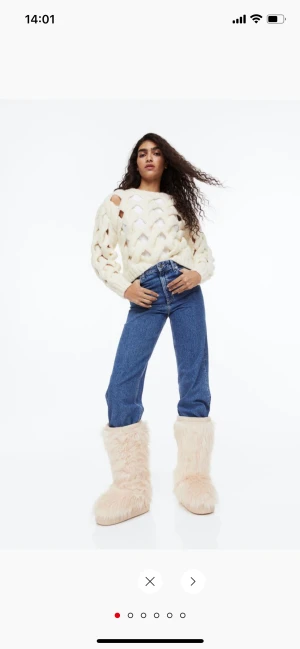 Hm fur boots - Super söta falskpäls boots. Har bara använt dem två gånger. De är i  perfekt i skick. Priset går att diskutera.