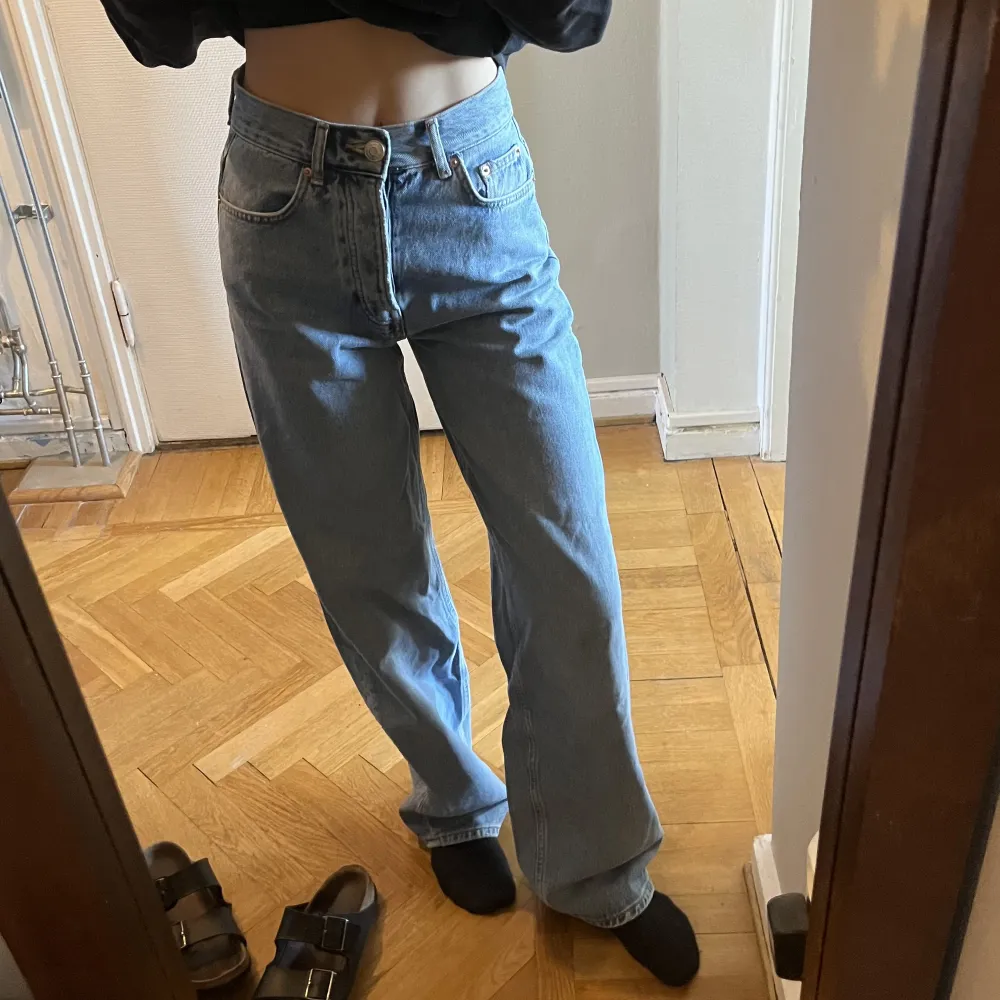baggy jeans från gina tricot 👖. Jeans & Byxor.