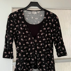 Söt topp  - Blommig topp söt 