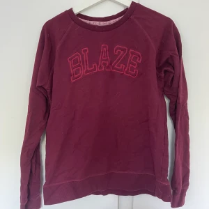 Sweatshirt - Aldrig använd, fint skick!