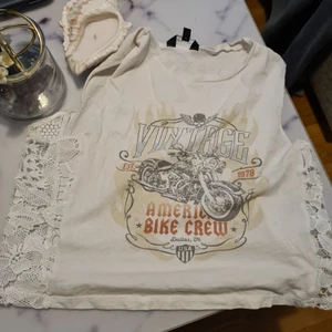 Topp  - Snygg topp med motorcykel motiv 