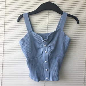 Kläder - Kläder + en klänning frakt förekommer 