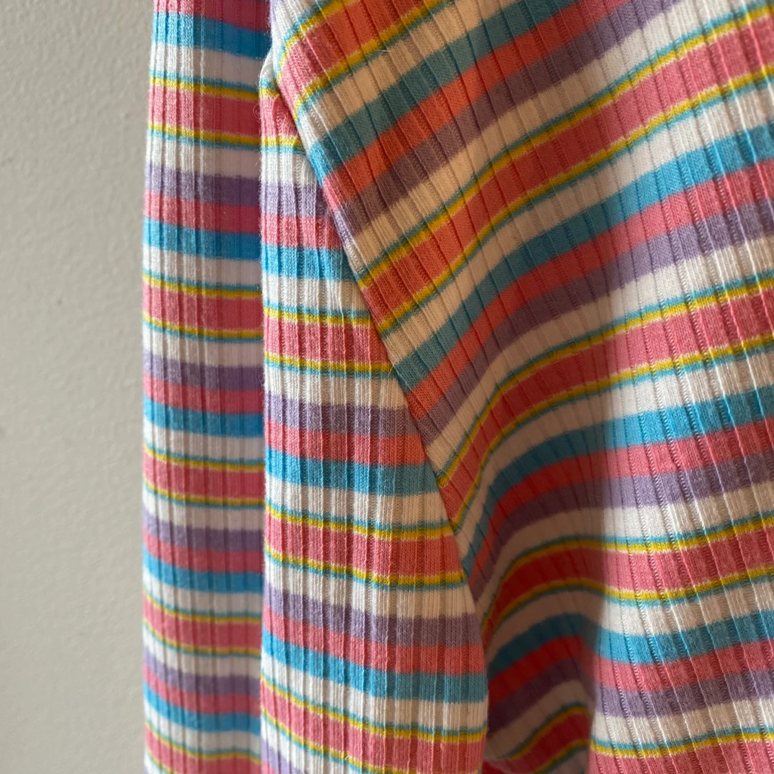 Långarmad randig topp - 90