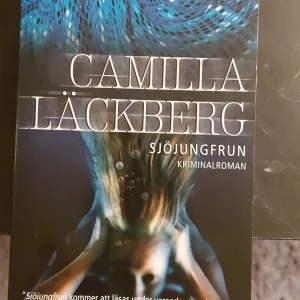 Bok - Säljer boken då den inte kommer till använding, frakten beror på hur tung den är så kotakta mig för mer införmation om frakten.