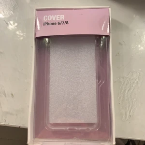 Mobilskal - Säljer detta skal då jag köpte fel modell. Aldrig använt.  Nypris: 35  Mitt pris: 20+ frakt 