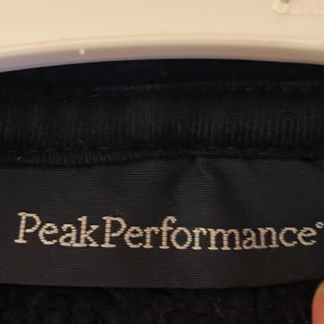 Peak performance hoodie  - 90