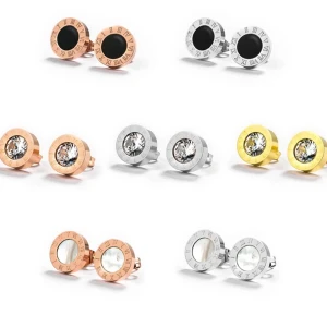 Örhängen  - Säljer dessa örhängen som är i rostfrittstål helt nya och oanvända, finns i flera färger. Flera bilder finns vid intresse.