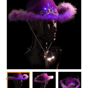 Cowboyhatt till halloween? - En lila cowboyhatt som blickar i olika färger. Köpt från glowsource. Aldrig använd, lappen sitter kvar.