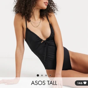 Asos tall baddräkt - Använd ish 2 ggr 