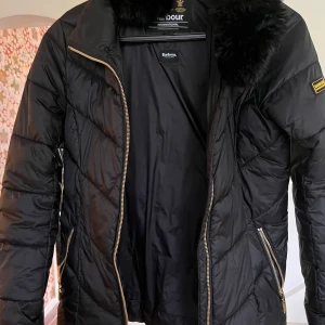 Barbour jacka - Barbour vinterjacka i väldigt bra skick Stl S Nypris 2495kr