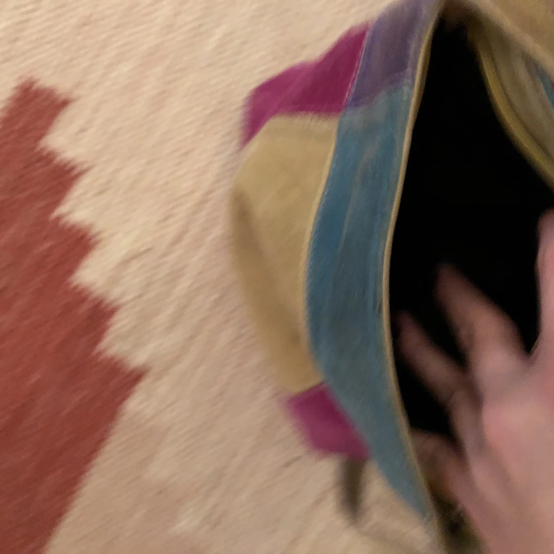 Cool väska i mocha i patchwork - 91