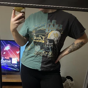 T-shirt  - Split T-shirt 