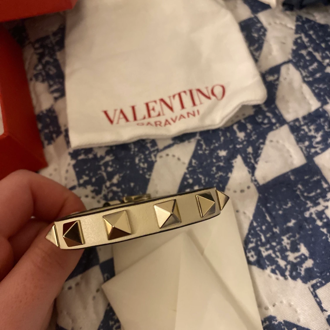 Rockstud Valentino armband  - 90