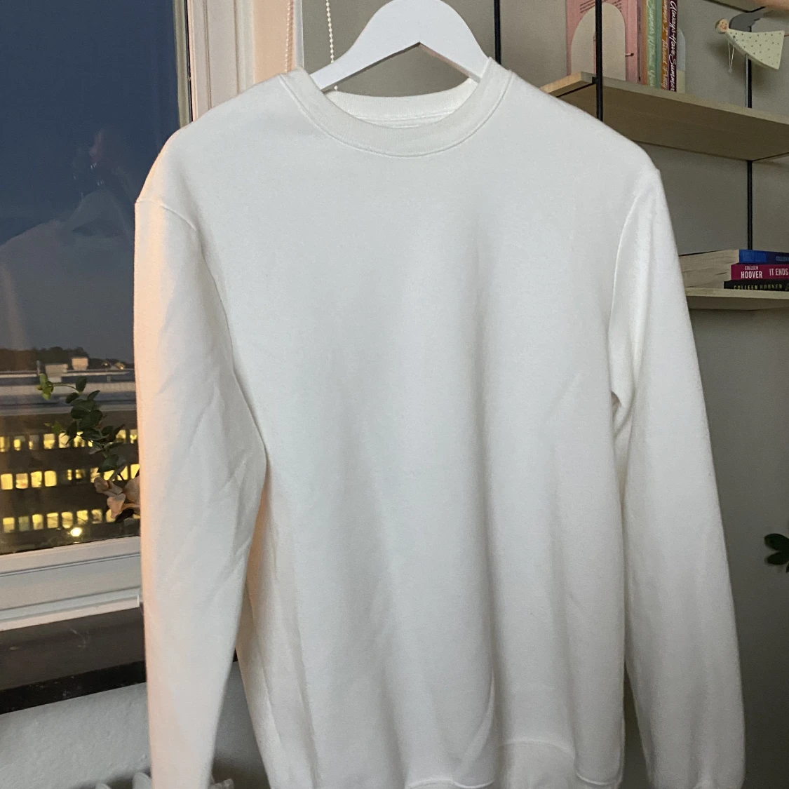 Vit collegetröja - 90