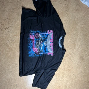 Magtröja  - En Liten magtröja 