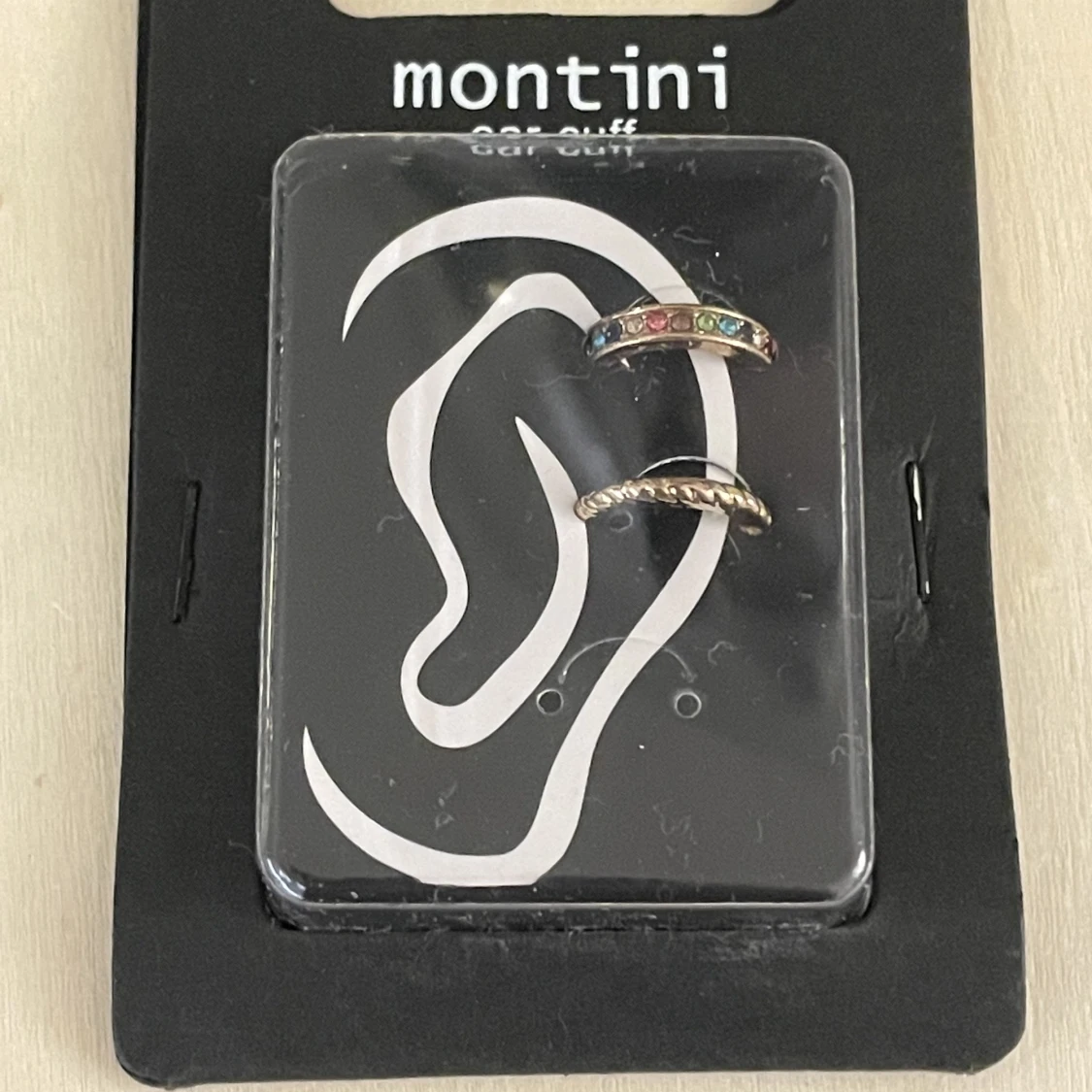 Ear cuff montini
