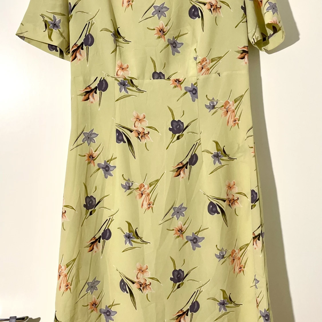 Karen Klein klänning i lime-gul med blommor - 90