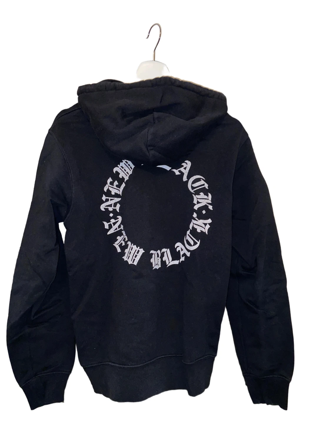 New black hoodie 