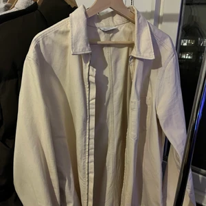 Weekday Jacka - Weekday Jacka, Passar M/L                                                    Pris: 100kr+ eventuell frakt