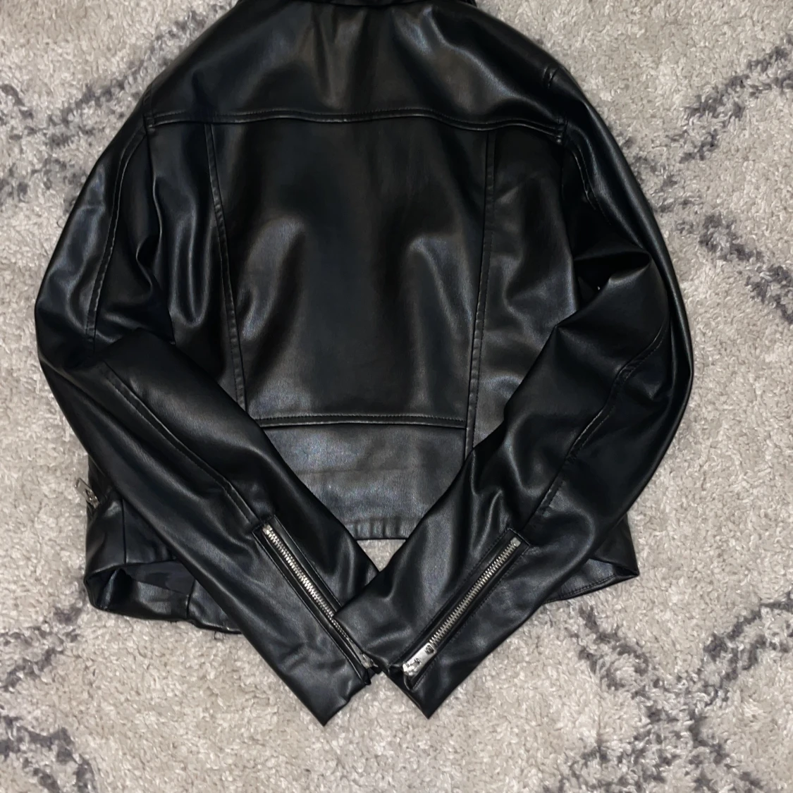 H&m storlek xs  - 90