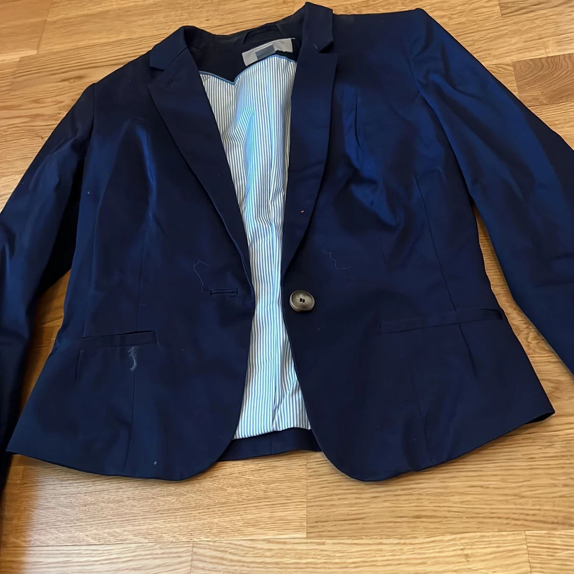 Marinblå kavaj storlek 36 - 90