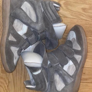 Intressekoll på mina Isabel marant skor - Isabel Marant skor i bra skick, super fina och sköna!!😘😘