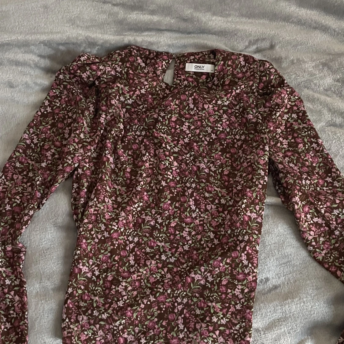 Jättesöt topp Only xs-s ny - 90