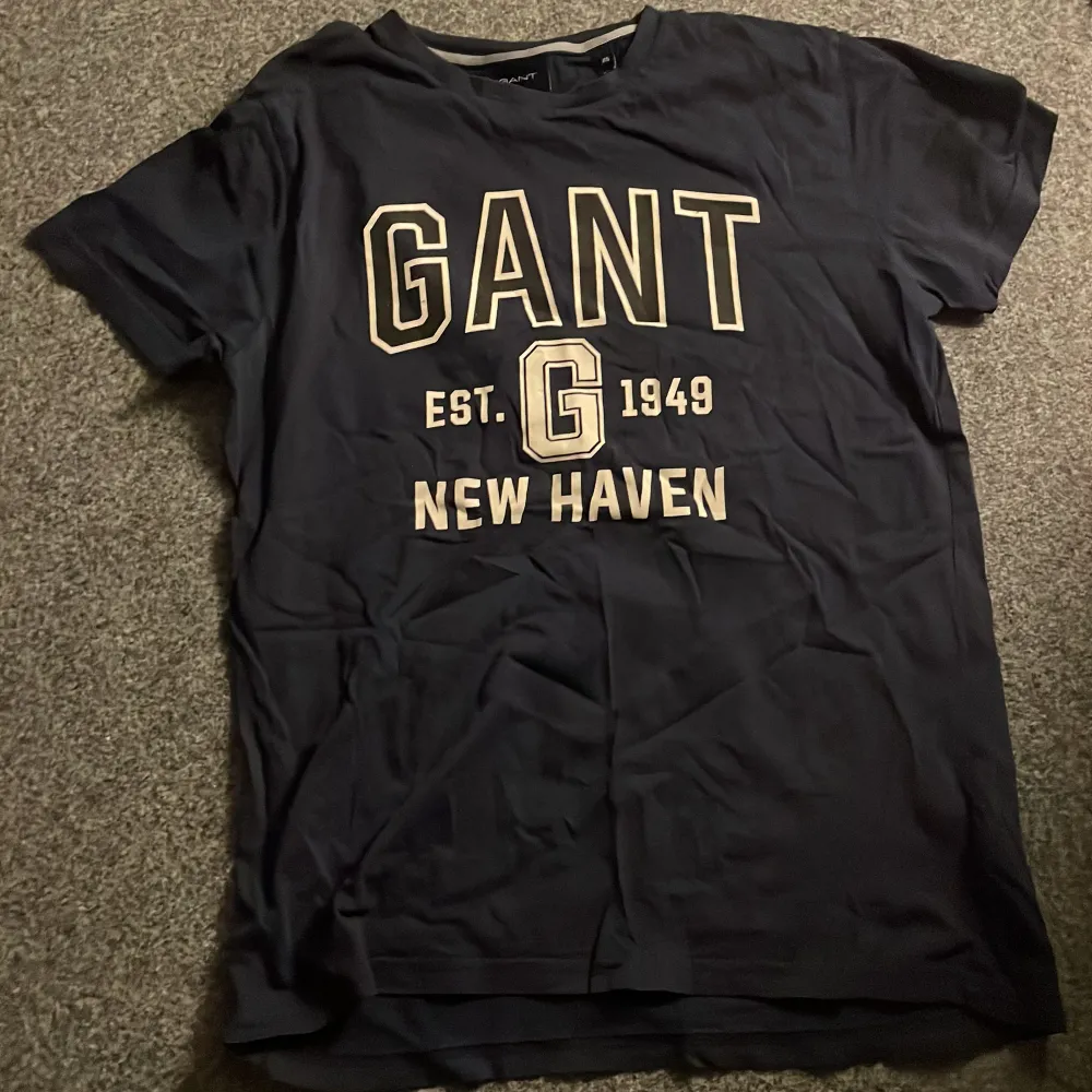 Gant tröja bra kvalitet . T-shirts.