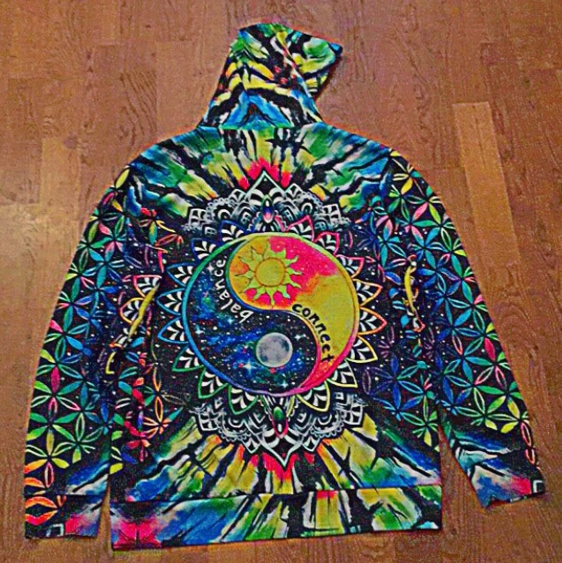 Fin jing & jang+Pride hoodie - 90