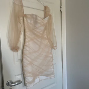 Dennis maglic  - En festklänning från Dennis maglic.