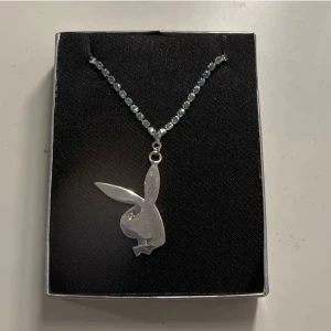 Playboy halsband  - Säljer detta fina Playboy halsband, aldrig använt 