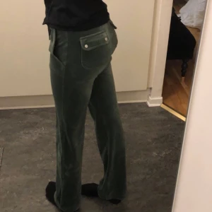 Jucy byxor - Nästan helt nya jucy byxor som är använda 2 gånger . 1 gång inne och 1 ute 😁 helt nytt i skicket och vid snabb affär kan ja tänka mig gå ner lite i priset 