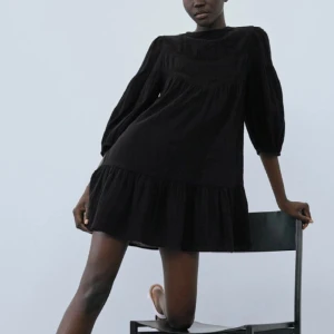 Klänning - Klänning från zara, aldrig använd 