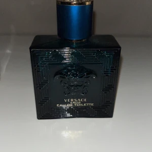 Versace Eros  - Det är ca 35 ml kvar!