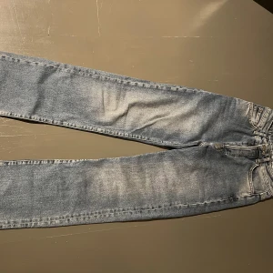 Jeans  - Bik Bok strl 25 