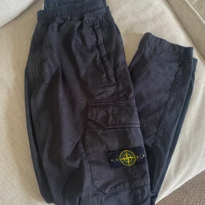 Stone Island - cargopants  - Storlek w33