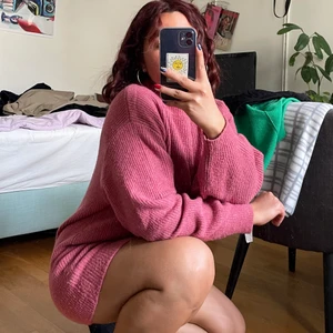 Rosa stickad tröja 💖 - Säljer denna pga får ingen användning av den:( jättegullig och fin färg!!