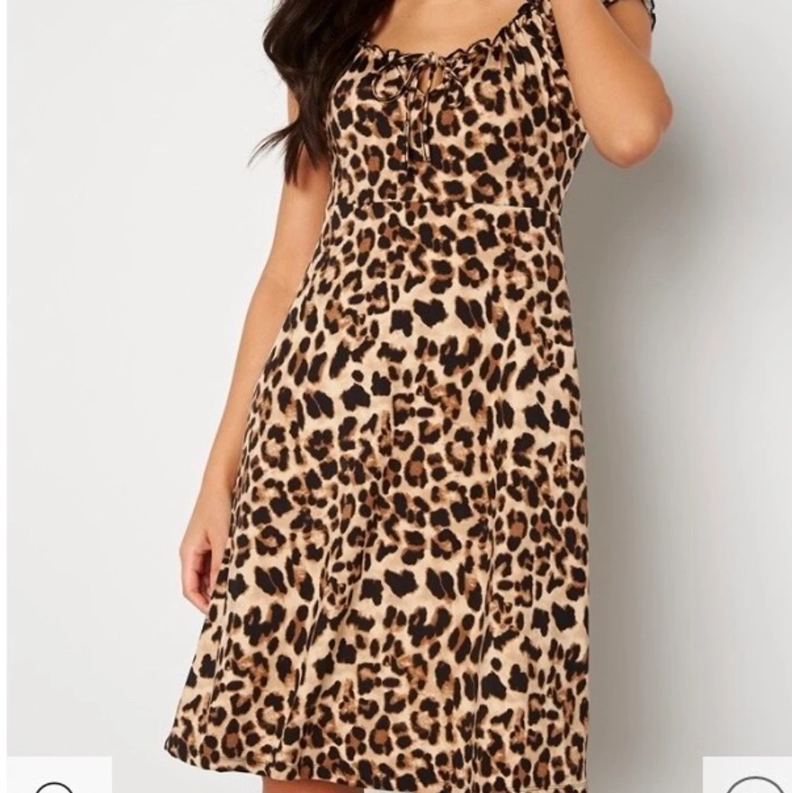 Leopard klänning ifrån Bubleroom