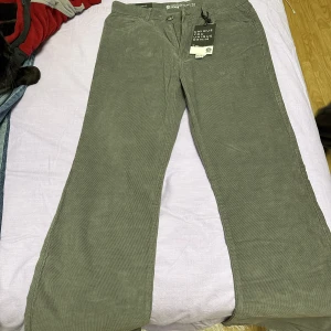 Cubus snuvor  - Helt nya Cubus byxor 