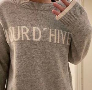 Stickad tröja  - Jättefin stickad tröja från Massimo dutti!❤️ tröjan är i nyskick 