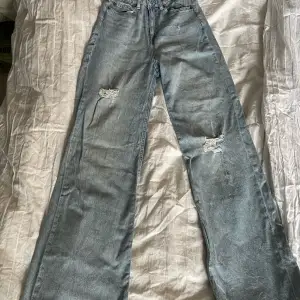 Fina jeans från H&M. Fint skick 