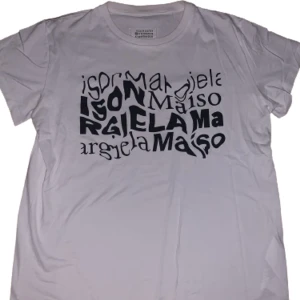 Maison Margiela T-shirt - Inte äkta strl M