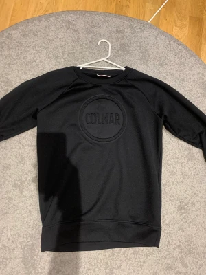 Colmar tröja - Tja säljer min colmar tröja i bra skick Köpt för 1500kr Pris kan diskuteras vid snabb affär