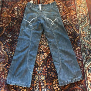 ONLY jeans - Alballa ONLY jeans som är för små, perfekta för sommaren o våren😍