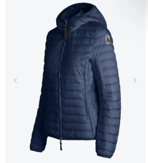 Parajumper vår jacka - Nu säljer jag min fina vår jacka i storlek XS