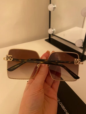 Dolce&Gabbana - Använda 2 ggr  Som nya :)