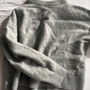 Söt stickad tröja  - Stickad tröja från Zara 