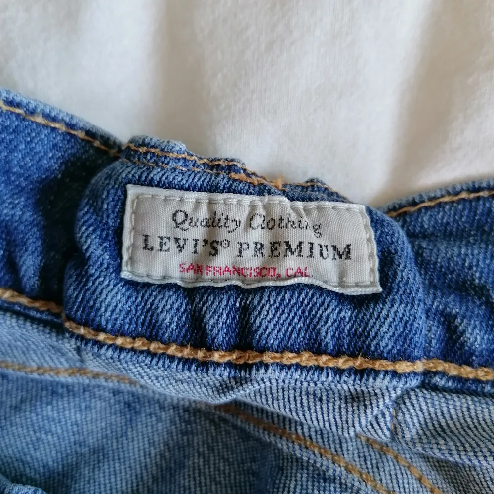 Blå Levis Performance jeans 👖. Jeans & Byxor.