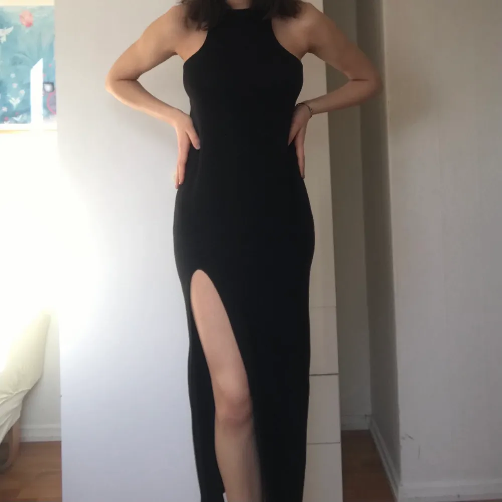 Sexy long black dress with a slip! Choose your own price:) . Klänningar.